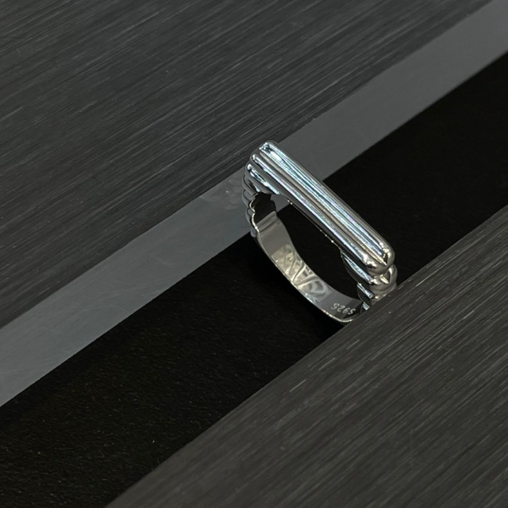 IKON | 925Silver Minimalist Line Ring