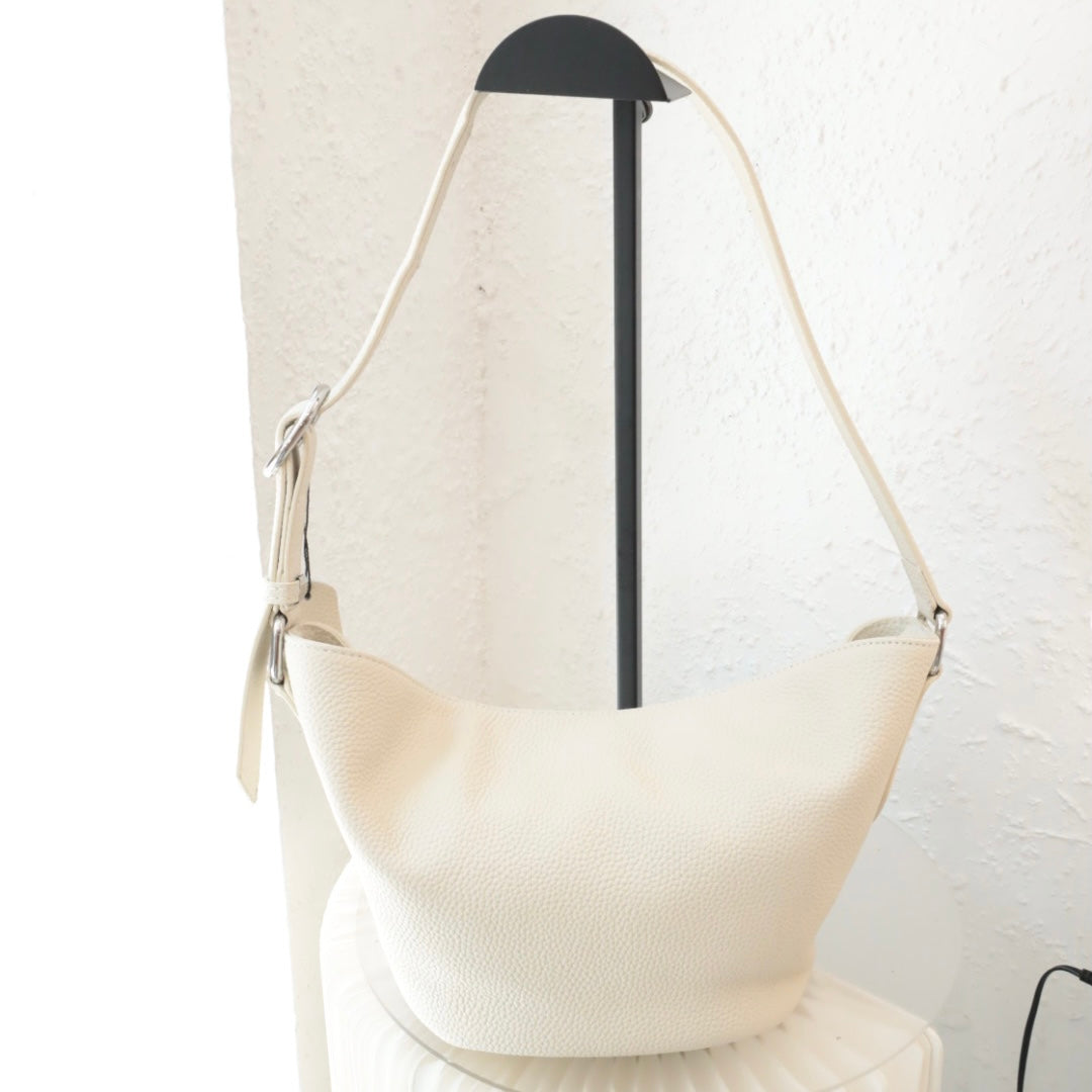 U Cloakroom | Moon Leather Shoulder Bag