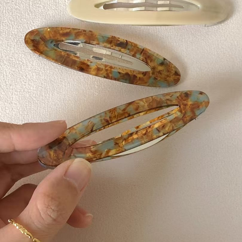 ChicStrands | France Lettering Oval Mini Hairpins