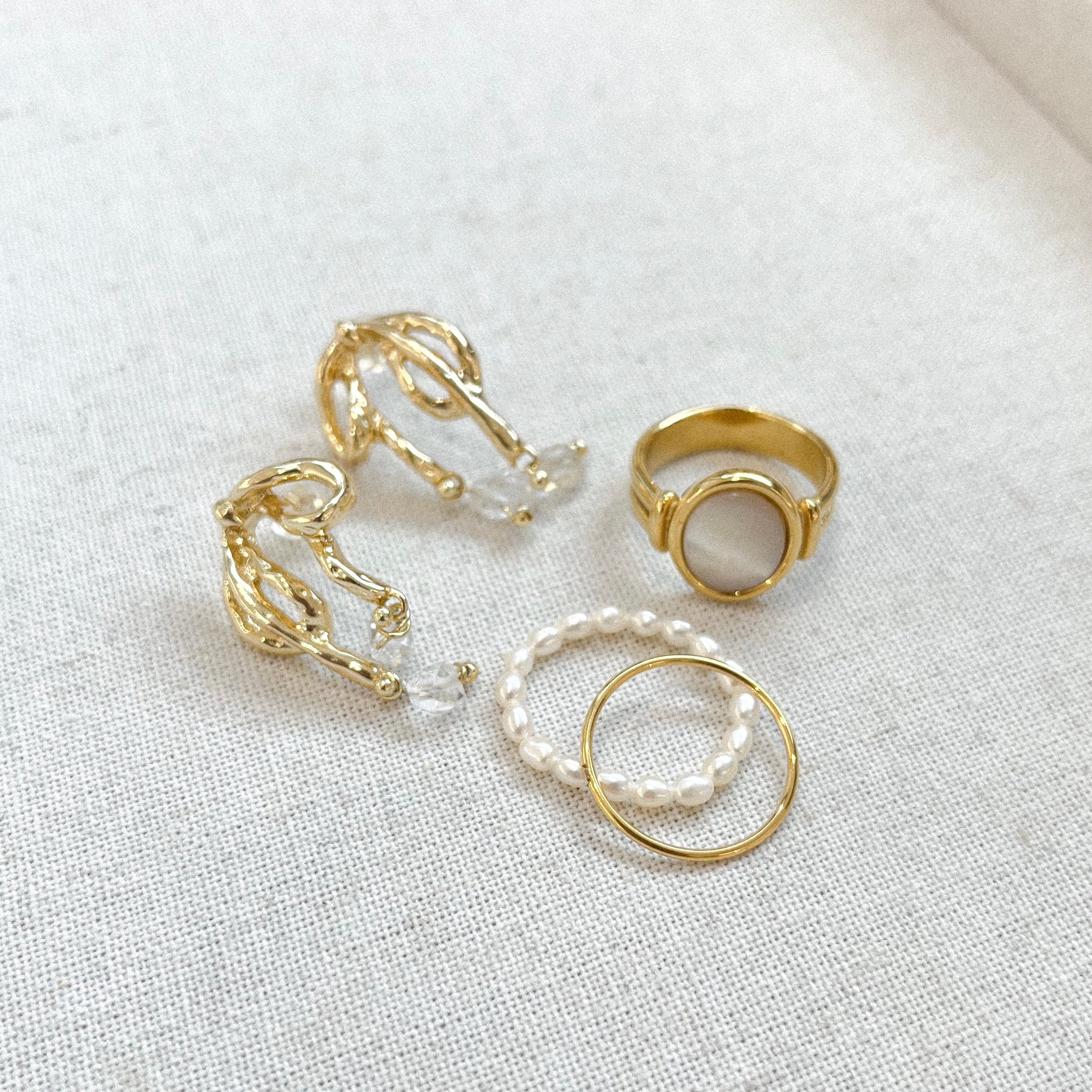 Basicworkshop | Herkimer Ribbon Bow Earrings