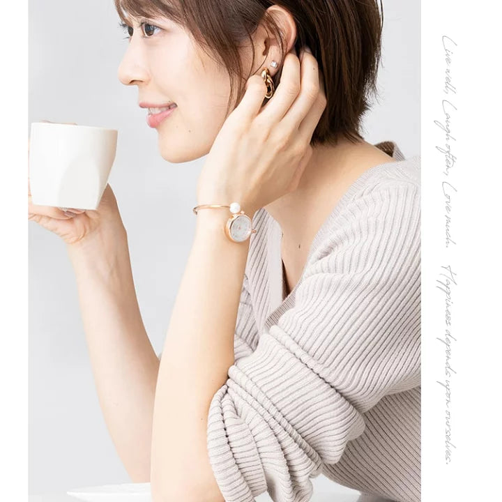 Zakkaholic | Single Pearl Bracelet Watch