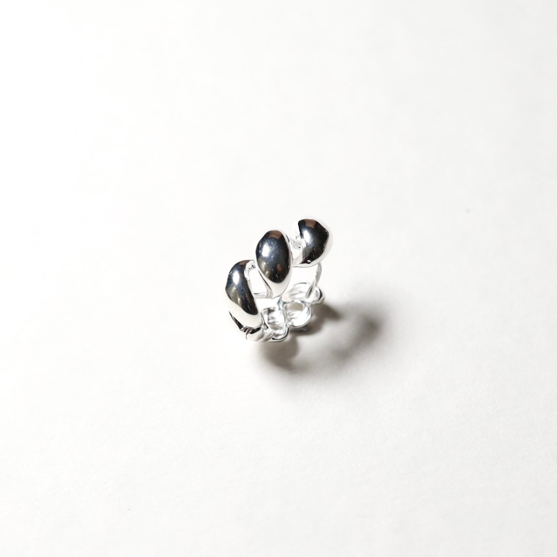 IKON | 925Silver Croissant Earrings