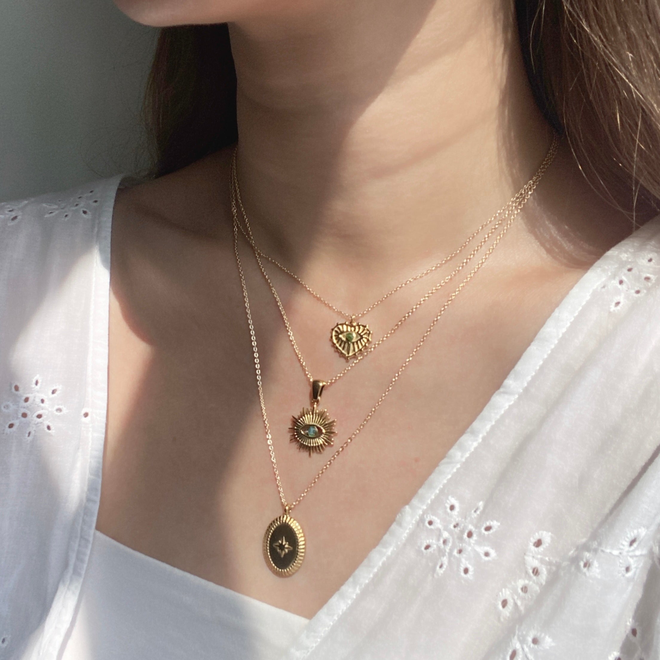 VINTAGE GLEAM NECKLACE