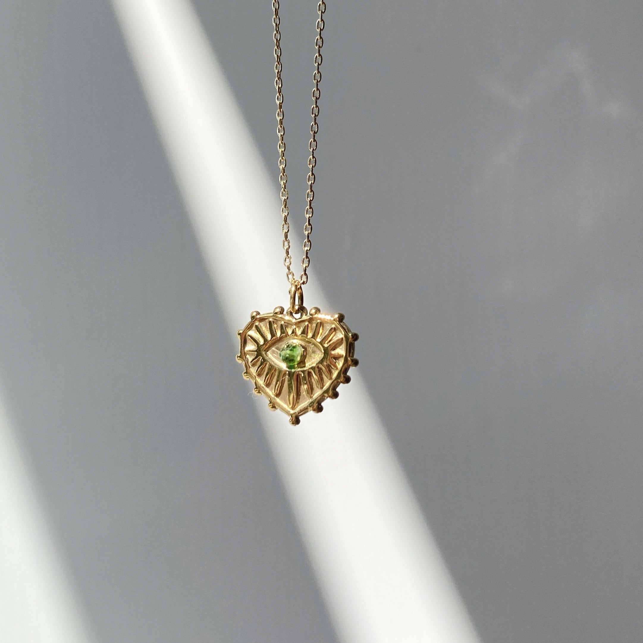 VINTAGE GLEAM NECKLACE