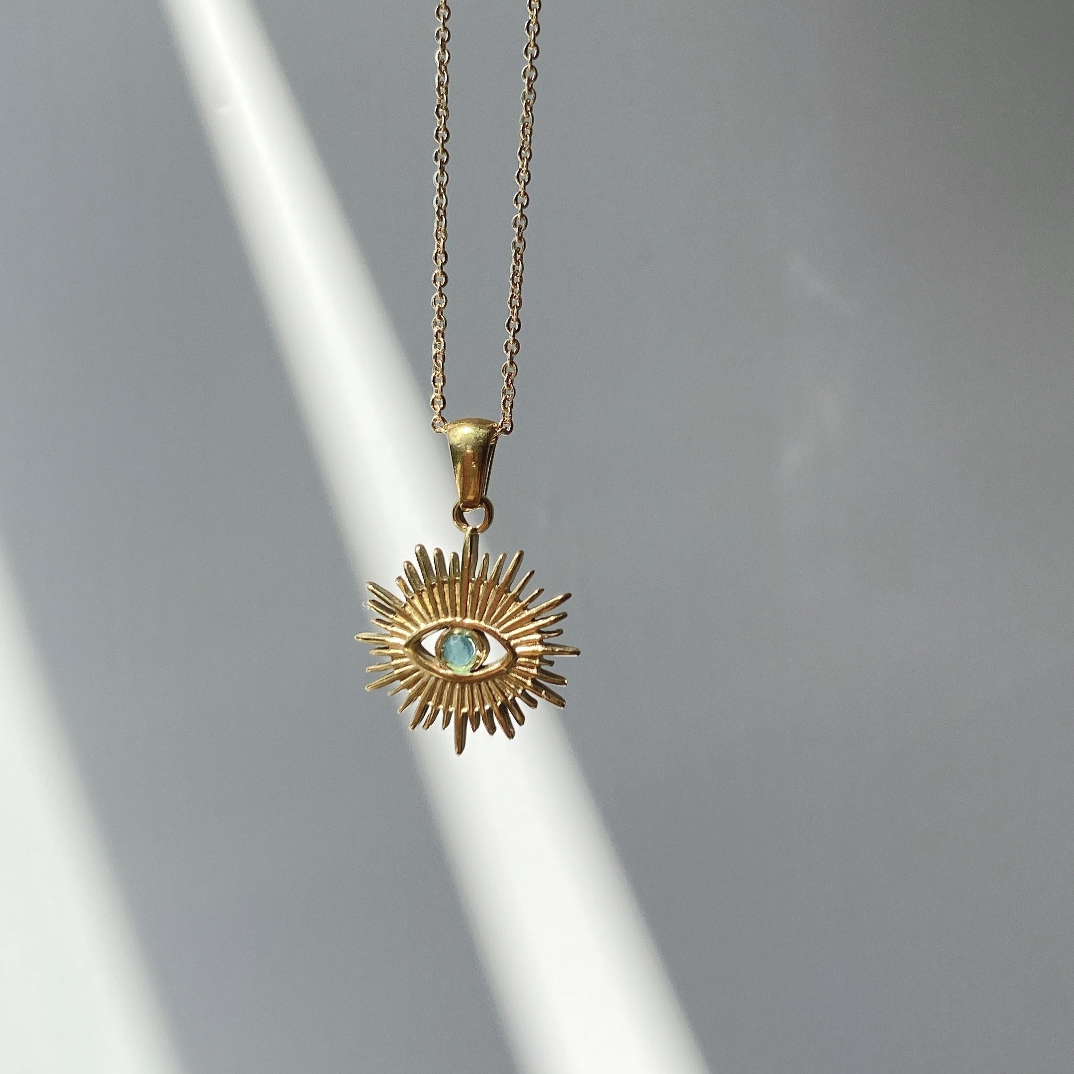 VINTAGE GLEAM NECKLACE