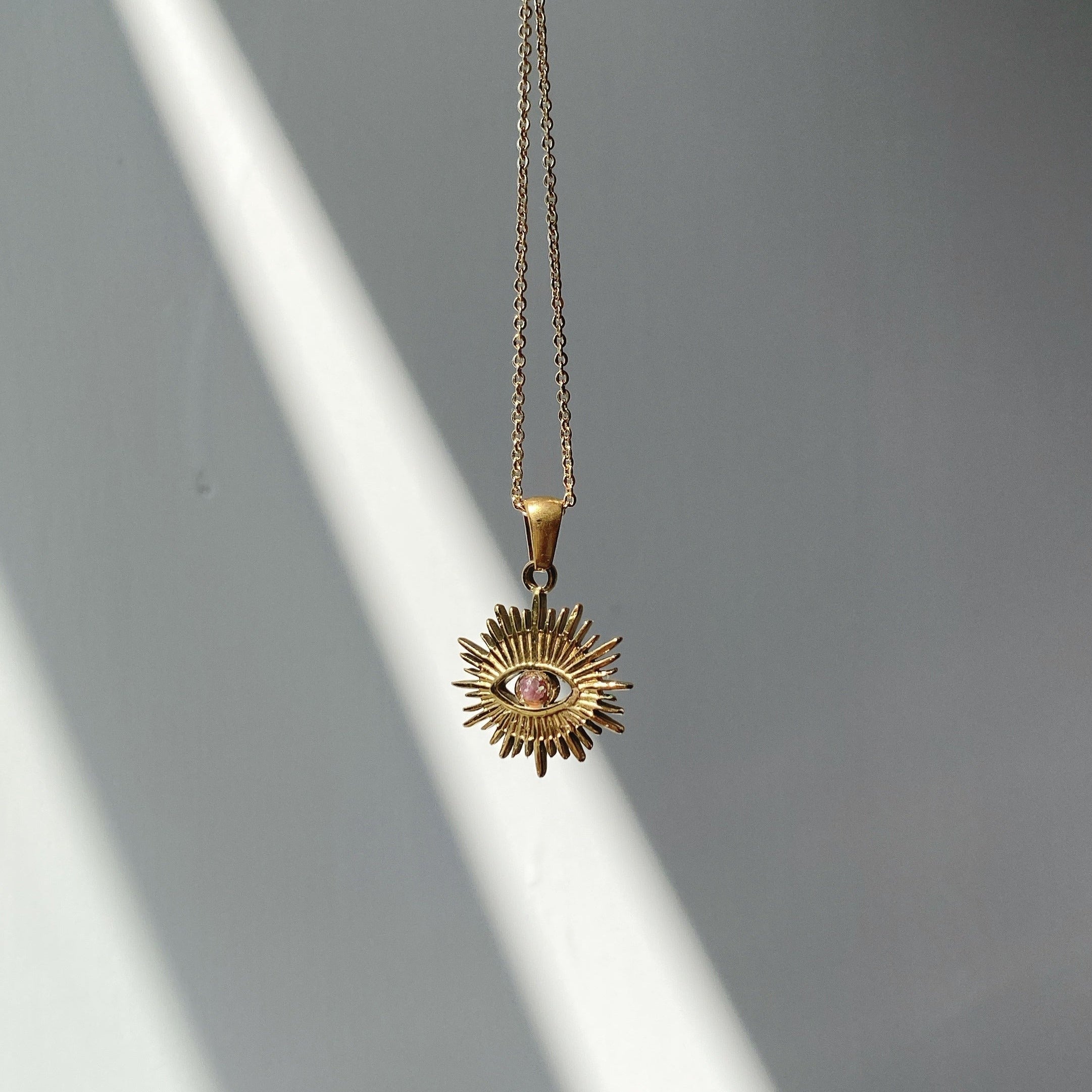 VINTAGE GLEAM NECKLACE