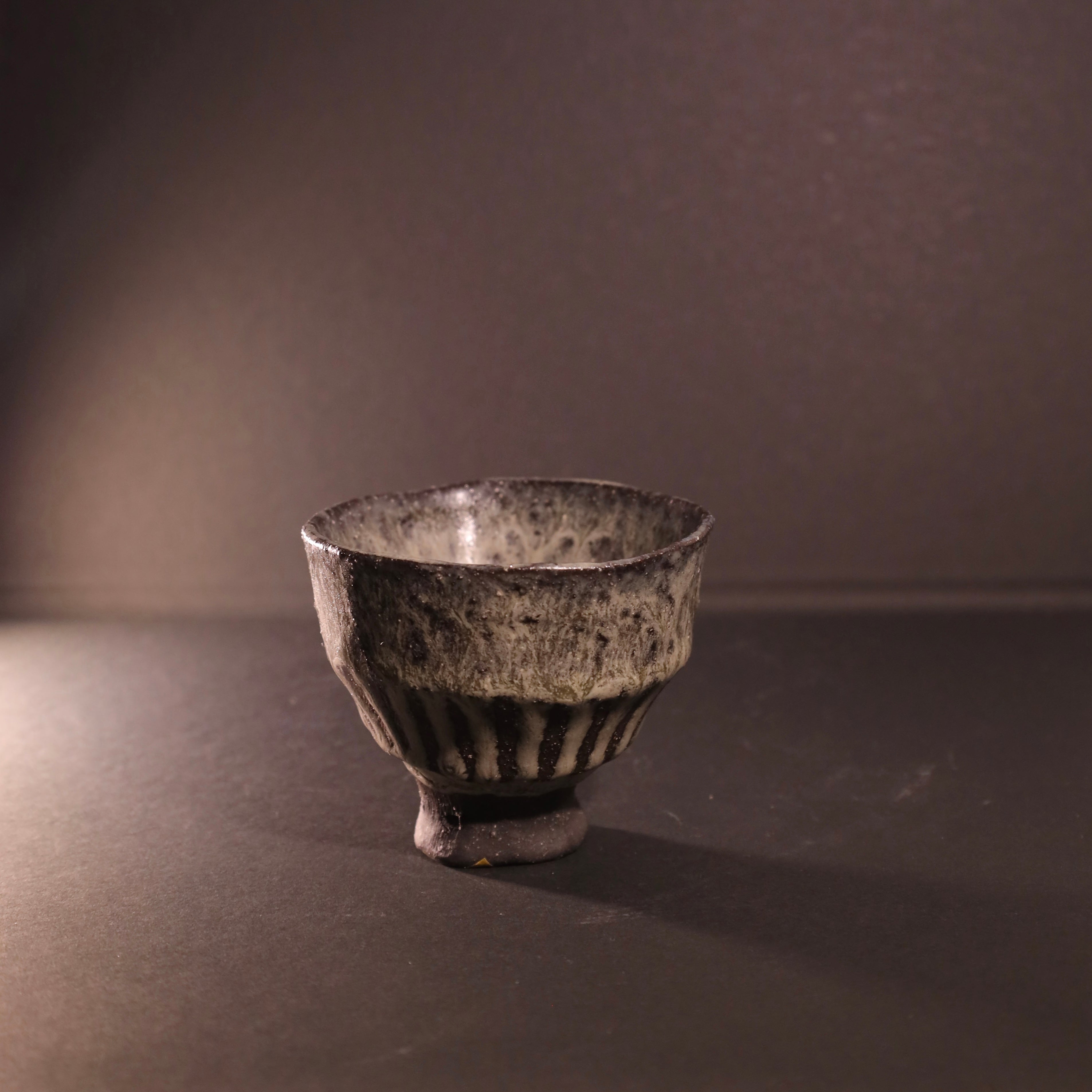 Ceramic Artist: Hoiyi Lam | Sake Cup (M)