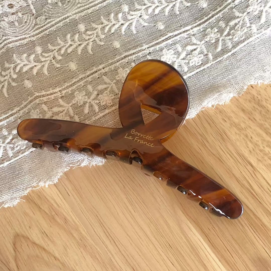 ChicStrands | France Lettering Hanger Hair Claws