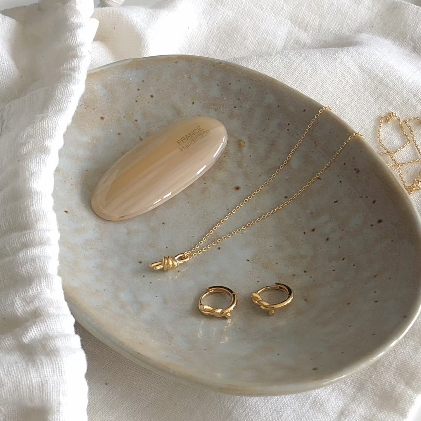 ChicStrands | France Lettering Pebble Mini Hairpin