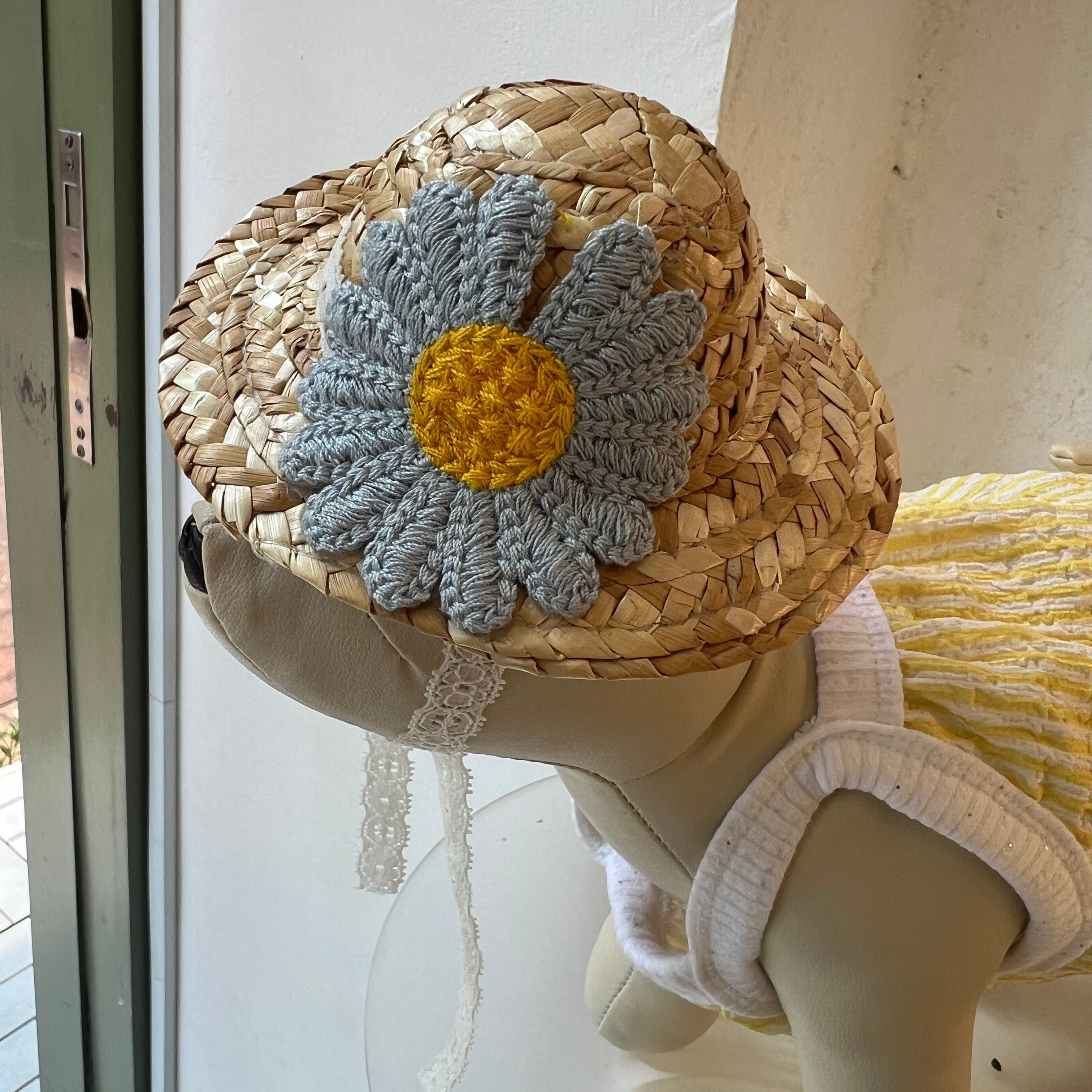 Pet Daily | Daisy Ratten Hat