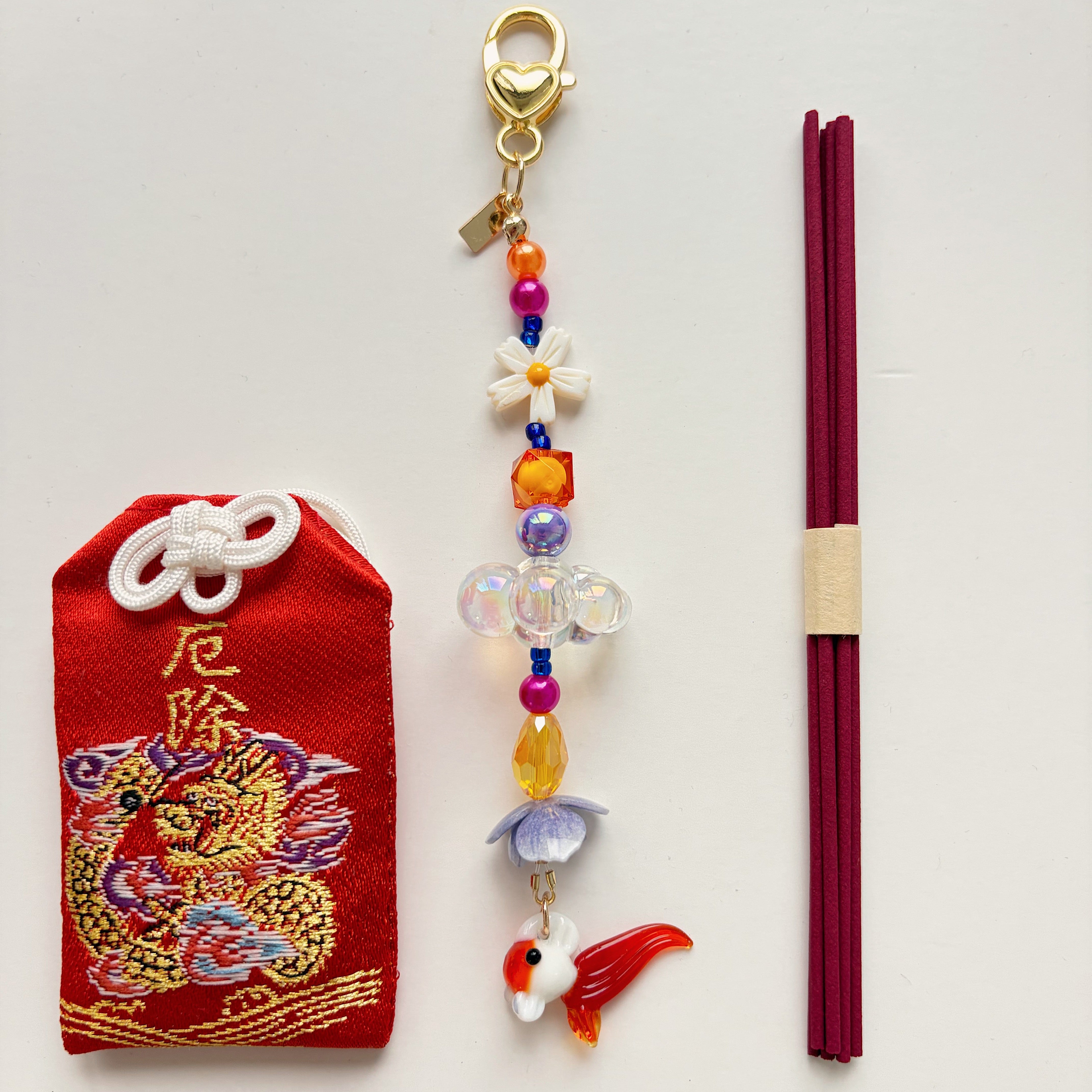 Mor Mor Chu | Goldfish Wishes Strap