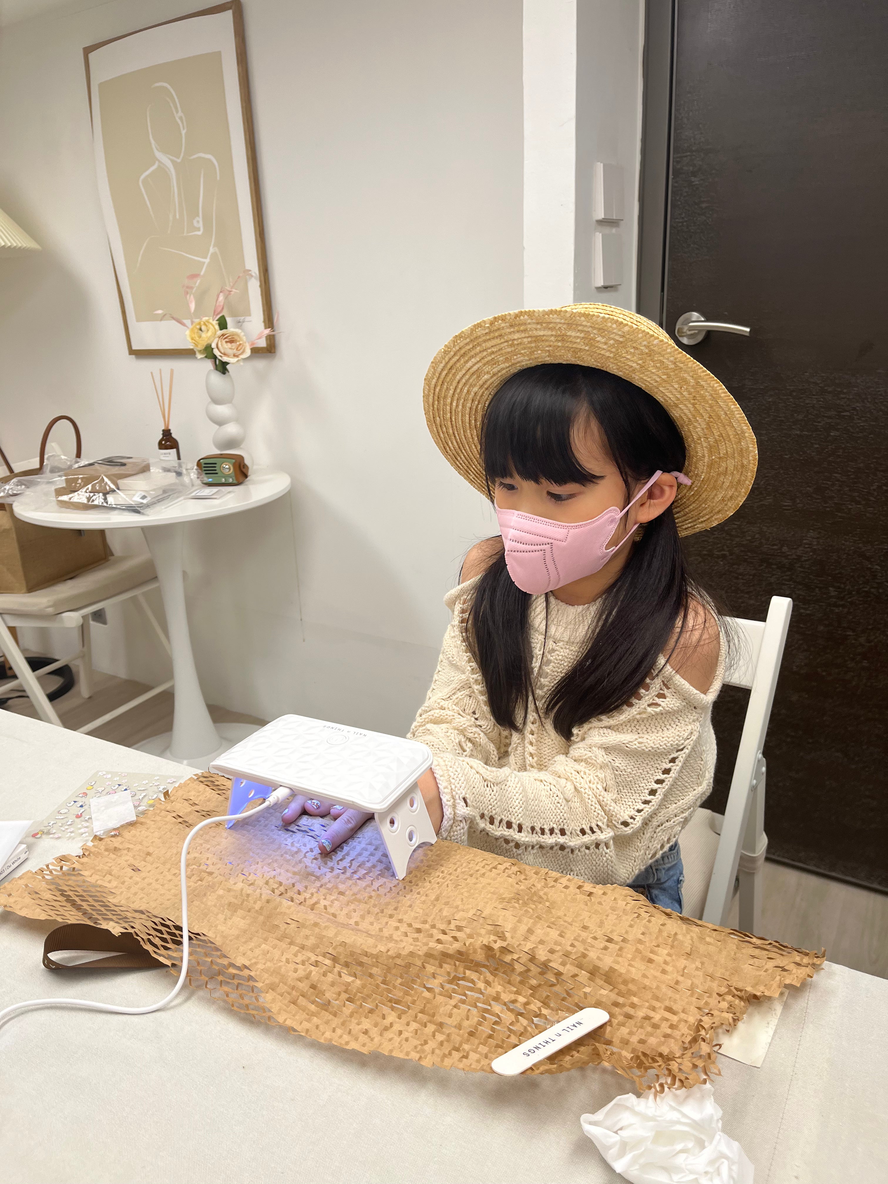 FAMILY NAIL WRAP WORKSHOP