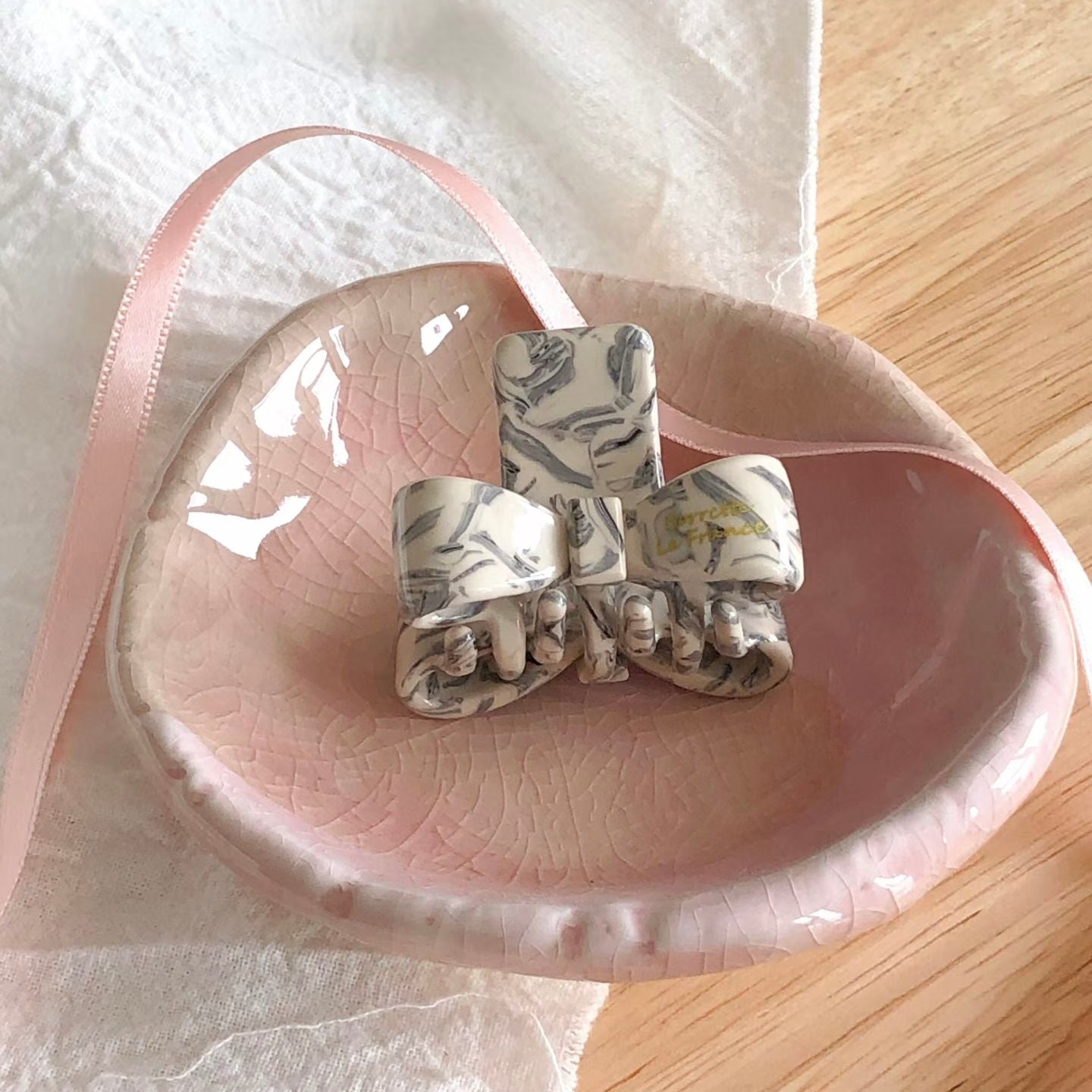 ChicStrands | France Lettering Ribbon Mini Hair Claws